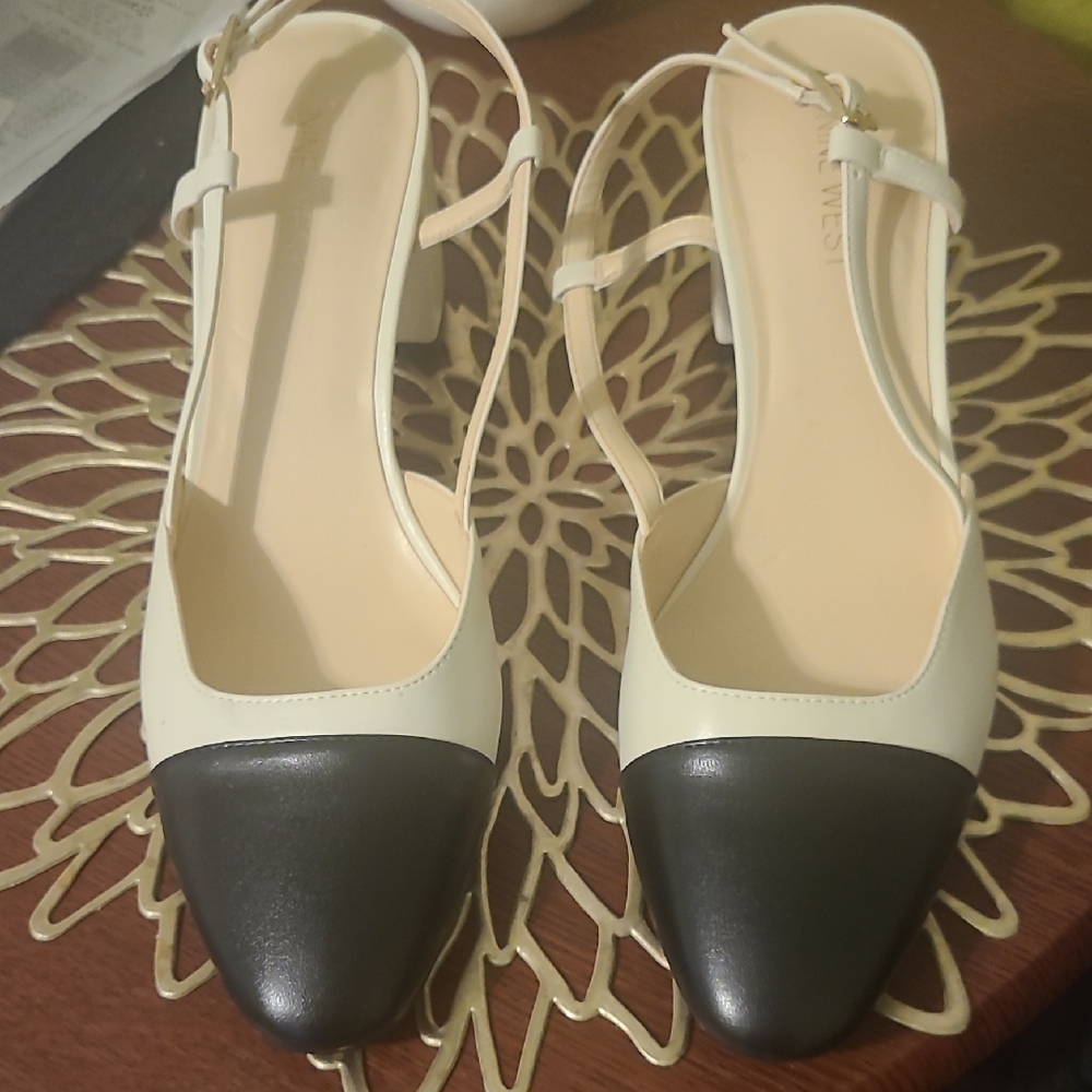 Nine West Black and Cream Women's Heels